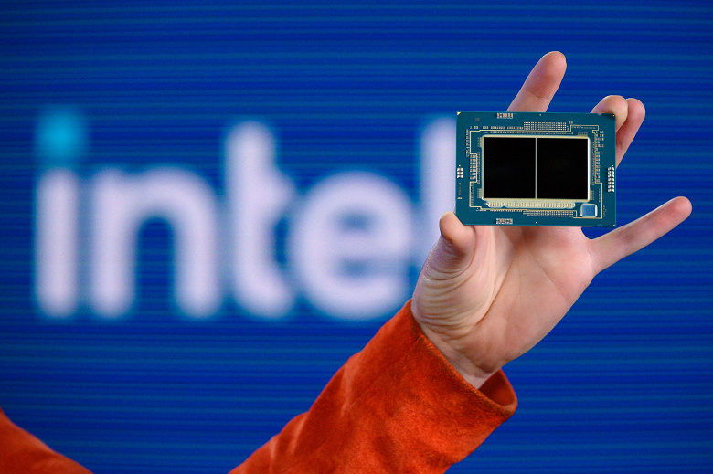 Intel Emerald Rapids Chip 1 Custom large