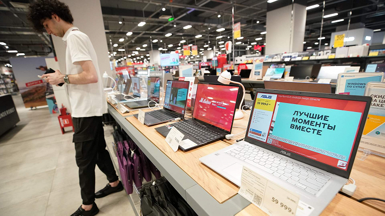 KE203594.JPG large large