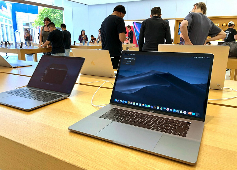 macbook large