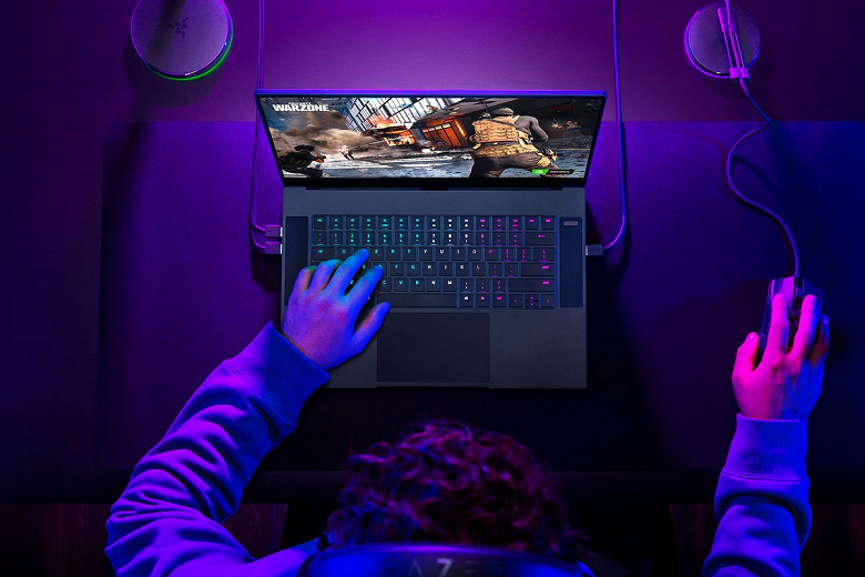 gaming laptop large