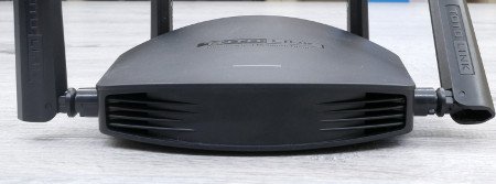 Обзор беспроводного маршрутизатора Totolink A800R и беспроводного усилителя сигнала Totolink EX1200M 